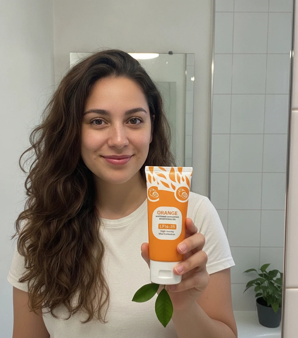 florama-glowcitrus-gel-exfoliante-naranja-resena1.webp